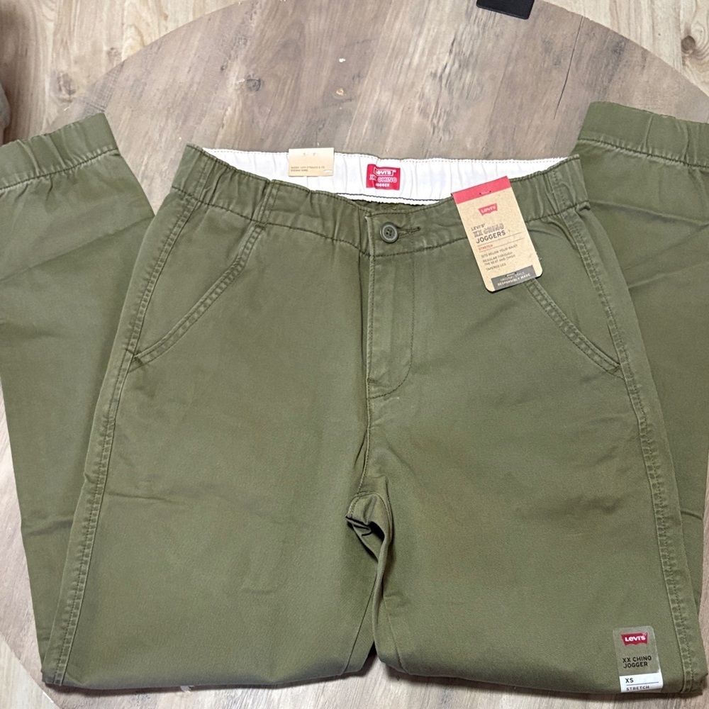 Levi's Men's Khaki Chinos Joggers